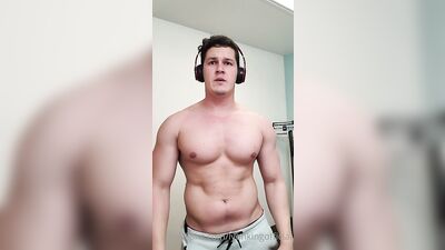 Fans - The Lyon King - gay porn video (140)