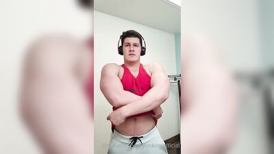 Fans - The Lyon King - gay porn video (140)