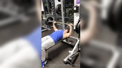 Fans - The Lyon King - gay porn video (26)