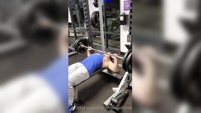 Fans - The Lyon King - gay porn video (26)