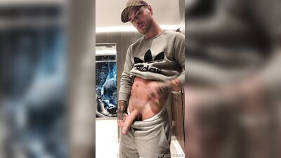 Fans - Josh Moore - Someone to lick my cum up off the floor - gay porn video