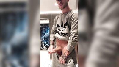 Fans - Josh Moore - Someone to lick my cum up off the floor - gay porn video