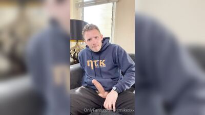 Fans - Big Mike - gay porn video (20)