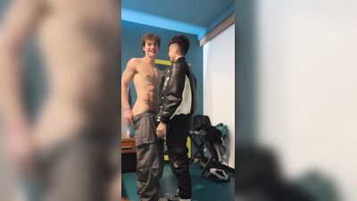 Fans - Hazel Hoffman - free gay porn (25)
