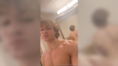 Fans - Hazel Hoffman - free gay porn (205)