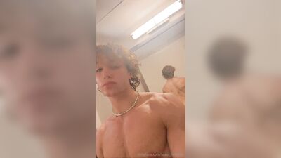 Fans - Hazel Hoffman - free gay porn (205)