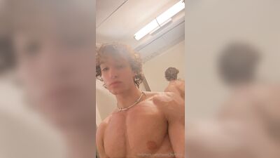 Fans - Hazel Hoffman - free gay porn (205)