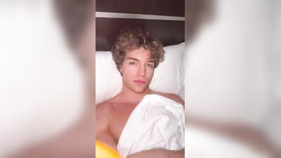 Fans - Hazel Hoffman - free gay porn (24)