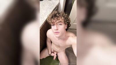 Fans - Hazel Hoffman - free gay porn (122)