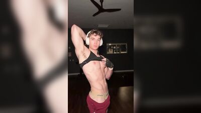 Fans - Hazel Hoffman - free gay porn (112)