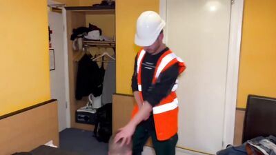 Horny Scottish Fuck pig books a hotel in London - gay porn video