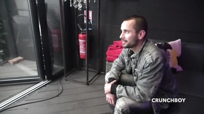 Max Lava fucked by a hetero in exhibition at the Before sauna in Nantes - gay porn video