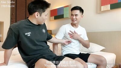 Fans - alantopman2 0 hailijiang - Flirting a Muscle Guy in the Gym - gay porn video