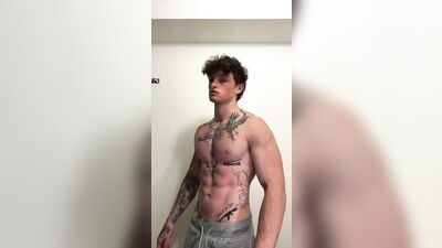 Hunks and Jocks Gay Porn (23)