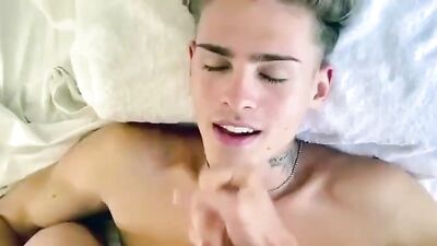 Hunks and Jocks Gay Porn (352)