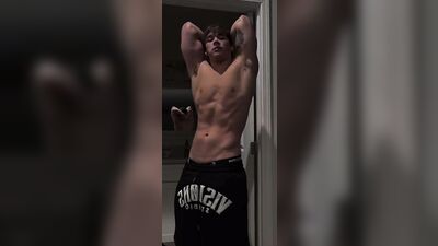 Hunks and Jocks Gay Porn (34)