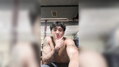 Hunks and Jocks Gay Porn (421)