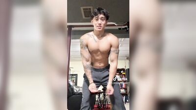 Hunks and Jocks Gay Porn (421)
