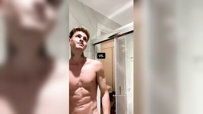 Hunks and Jocks Gay Porn (462)