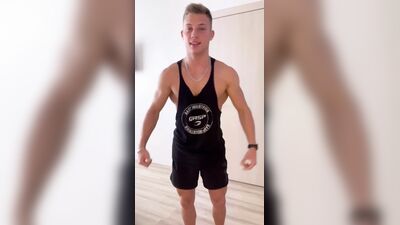 Hunks and Jocks Gay Porn (484)