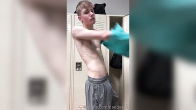 Hunks and Jocks Gay Porn (61)