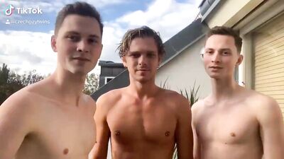 Fans - Czechgaytwins (98)