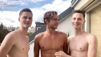 Fans - Czechgaytwins (98)