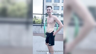 Fans - Czechgaytwins (152)