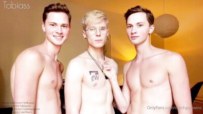 Fans - Czechgaytwins (170)