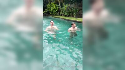 Fans - Czechgaytwins (19)