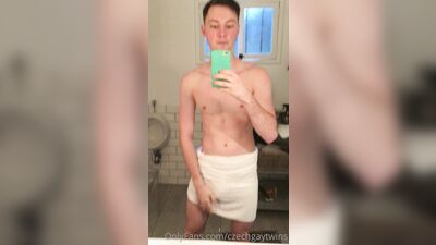 Fans - Czechgaytwins (85)