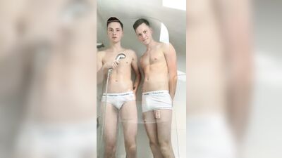 Fans - Czechgaytwins (100)