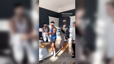 Fans - Czechgaytwins (232)