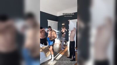 Fans - Czechgaytwins (232)