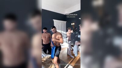 Fans - Czechgaytwins (232)