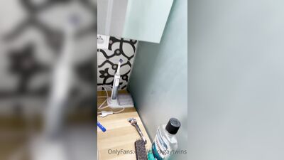 Fans - Czechgaytwins (140)