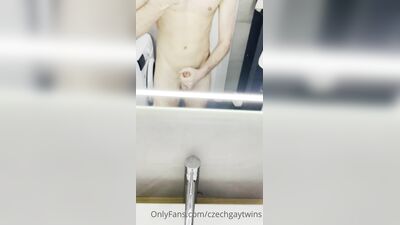 Fans - Czechgaytwins (107)