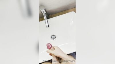 Fans - Czechgaytwins (107)