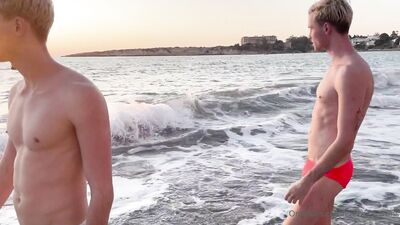 Fans - Czechgaytwins (188)
