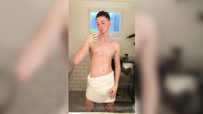 Fans - Czechgaytwins (84)
