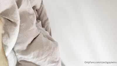 Fans - Czechgaytwins (116)