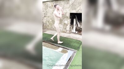 Fans - Czechgaytwins (111)