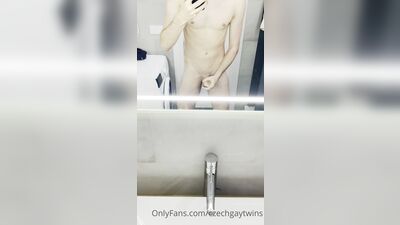 Fans - Czechgaytwins (106)