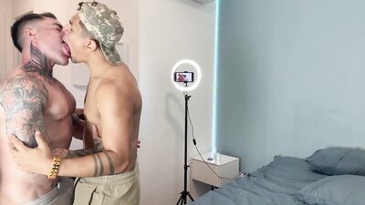 Milking deep into the muscular INDIO BRABO - gay porn video