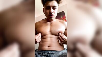 OnlyFans - Carlos Effort - Nipple Play I am so sensitive - free gay porn
