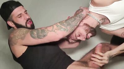 Big Dick for El Bato Tatuado - free gay porn