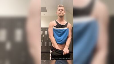 Fans - Letseatcakexx gay porn video (39)