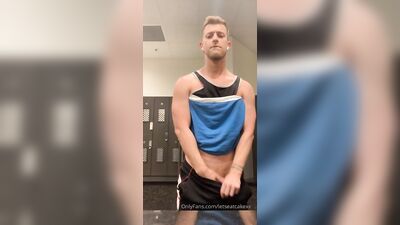 Fans - Letseatcakexx gay porn video (39)
