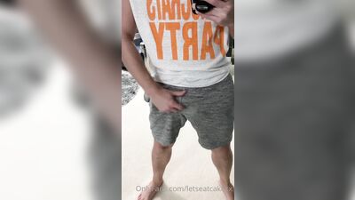 Fans - Letseatcakexx gay porn video (195)