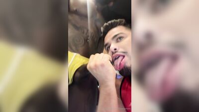 Tesao pos treino - Rico Marlon Bombom Dot - gay porn 